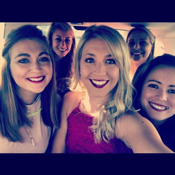 Meet your Posher, Allison - Picture 1 of 1